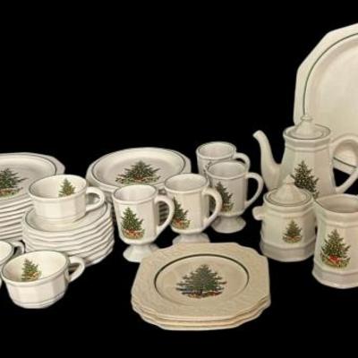 Christmas Heritage Dinnerware By Pfaltzgraff Plus Cuthburtsen England