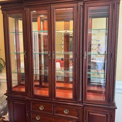 Lighted China Cabinet By Stanley Furniture
