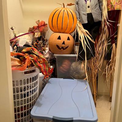 Autumn/Halloween Holiday Decor