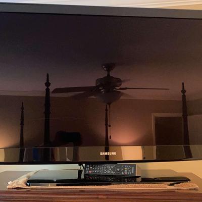 Samsung TV With Remote