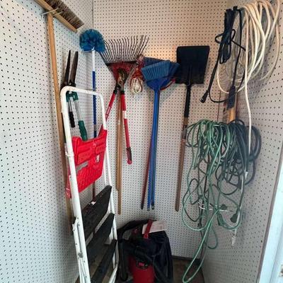 Garden Tools And Craftsman Vacuum 