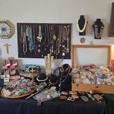 Sale Photo Thumbnail #147