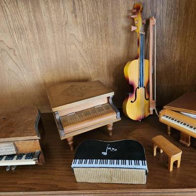 Wooden Mini Instruments