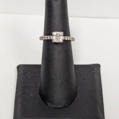 Sale Photo Thumbnail #698