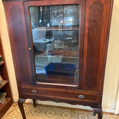 Vintage Queen Anne Style Display Cabinet