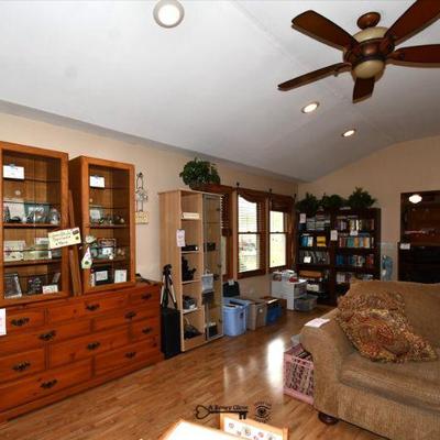 0410 family room