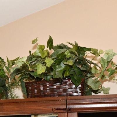 0443 family room