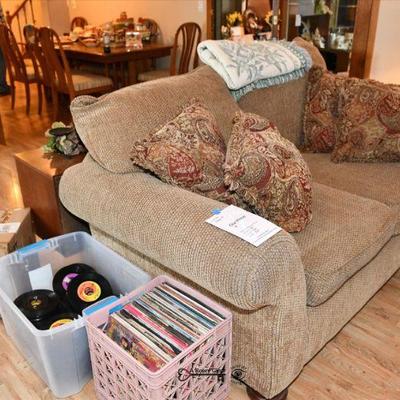 0521 family room
