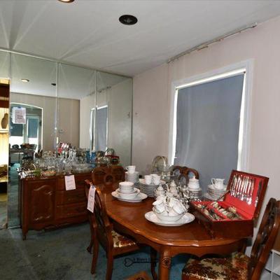 0674 dining room