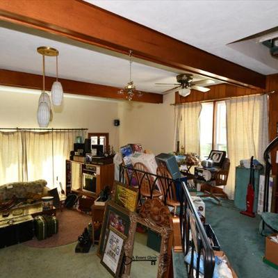 0584 family room