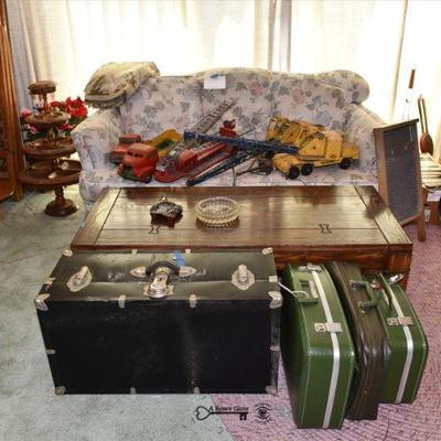 0542 family room