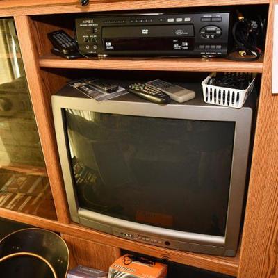 0556 family room