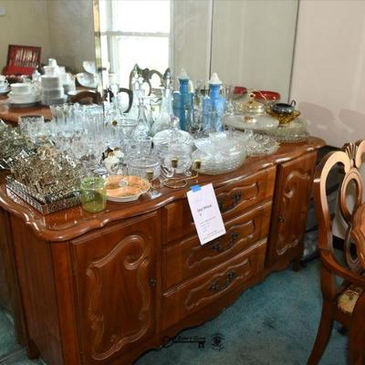 0677 dining room