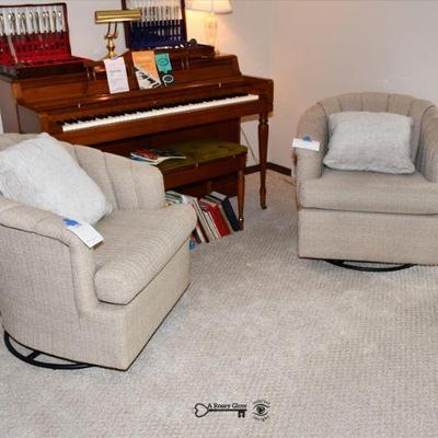 032 living room
