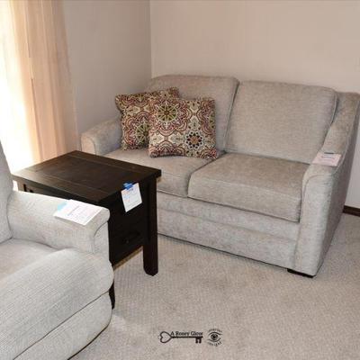 063 living room