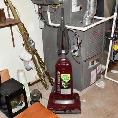821 storage room