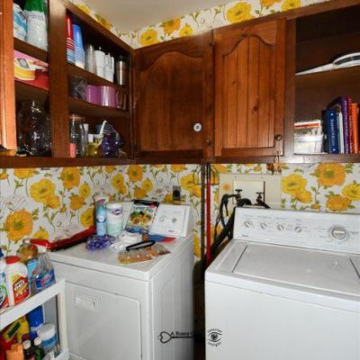 412 laundry room