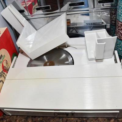 098 kitchen