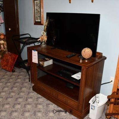 496 family room