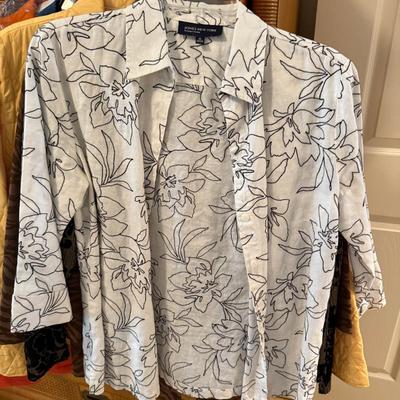 Woman’s Tops- Cabi, Jones New York, Chicos, Linea, Lands End, Samuel dong