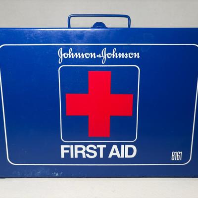 Vintage Blue metal Johnson & Johnson First Aid #8161
