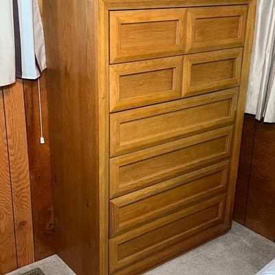 Thomasville Affinity Collection Contemporary Modern Oak Highboy Dresser