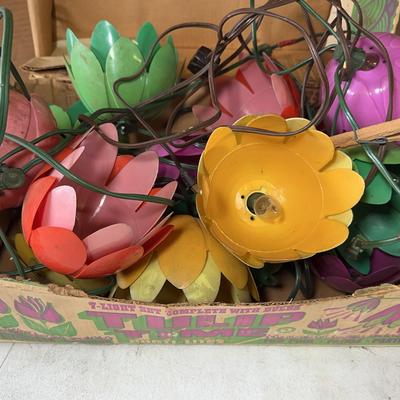 Tulip Time Vintage Patio Lites