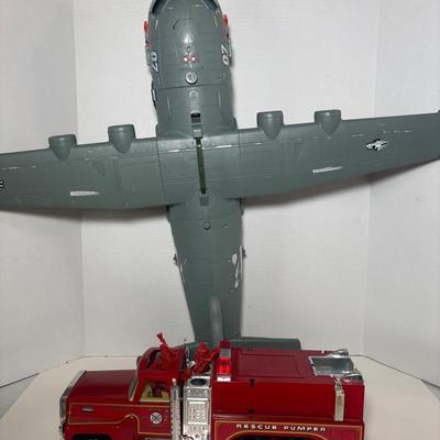 G.I. Joe Soldier Force AB-115 S-F2573 Shark Airplane & Nylint Engine 875 Rescue Pumper