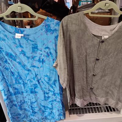 Ladies' Patterned Vintage Tops 