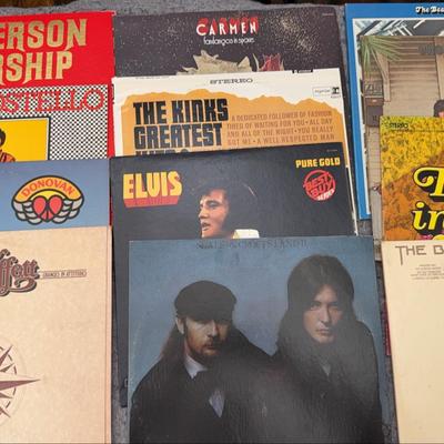 Vinyl Records | 12 LP Albums Featuring The Beatles, Elvis, Jimmy Buffett & More