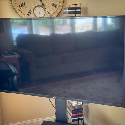 LG 50UN7300PUF Television & Stand