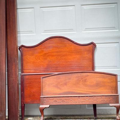 Twin Wood Bedframe - Ornate