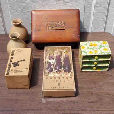 Rustic Home Goods Lot feat. Pampered Chef