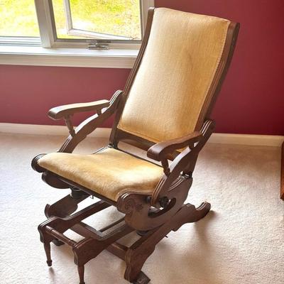 Antique Spring Rocker With Adjustable Ottoman 