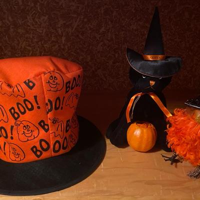 Halloween Top Hat & Decor