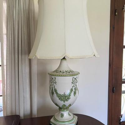 Vintage Mid Century Hand Painted Ceramic Table Lamp