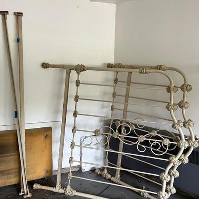 Antique Cast Iron Bed ~ Short Full. Guest Bed