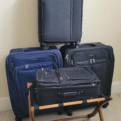 Samsonite Luggage & More, 2002