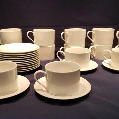 Fritz & Floyd Everyday White Cups & Saucers, 309-600