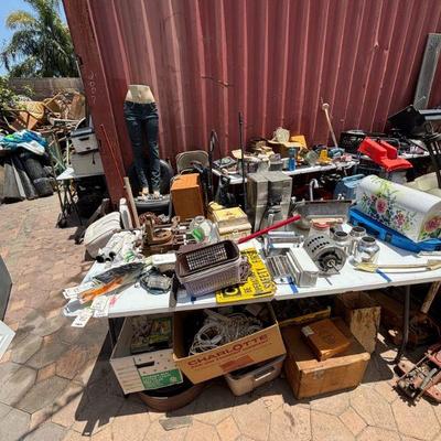 Estate sale photo