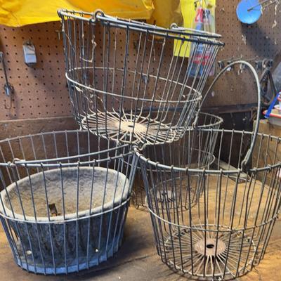 Egg/Oyster Wire Baskets 