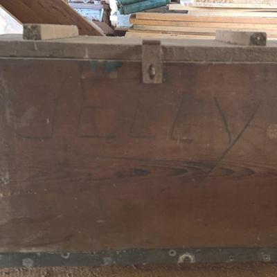 Vintage Wood w/Metal Edges Hinged Box 