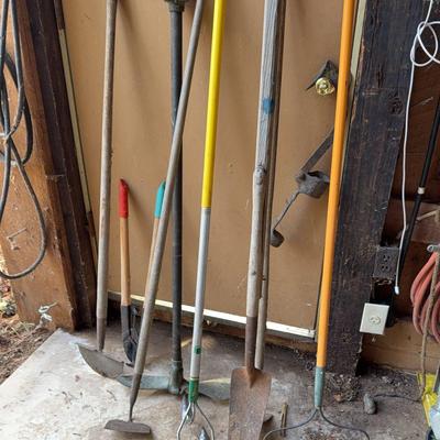Vintage Yard and Other Hand Tools 