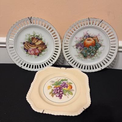 Vintage Decorative Fruit Plates