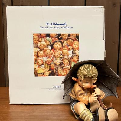 Hummel 8" Umbrella Boy 