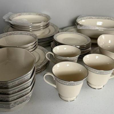 Lenox China Set Charleston Pattern 