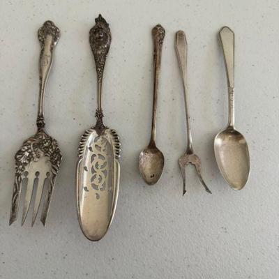 Sterling Silver Lot  Of (5) Antique Serving Fork, Cake Server, Baby Spoon, Pickle Fork & Teaspoon 120.7 Grams