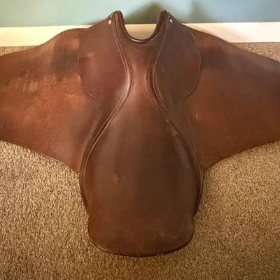 English-style Leather Horse Saddle, Made In Argentina