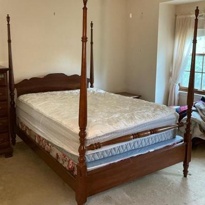 Solid Cherry Four Poster Full Bed w/ Canopy