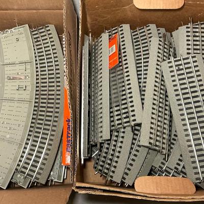 Lionel FasTrack S Gauge Model Train Track